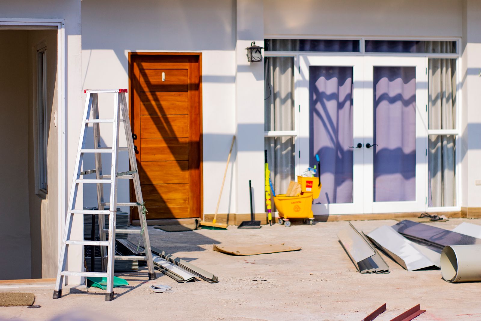 Chantier de second œuvre en cours de finition